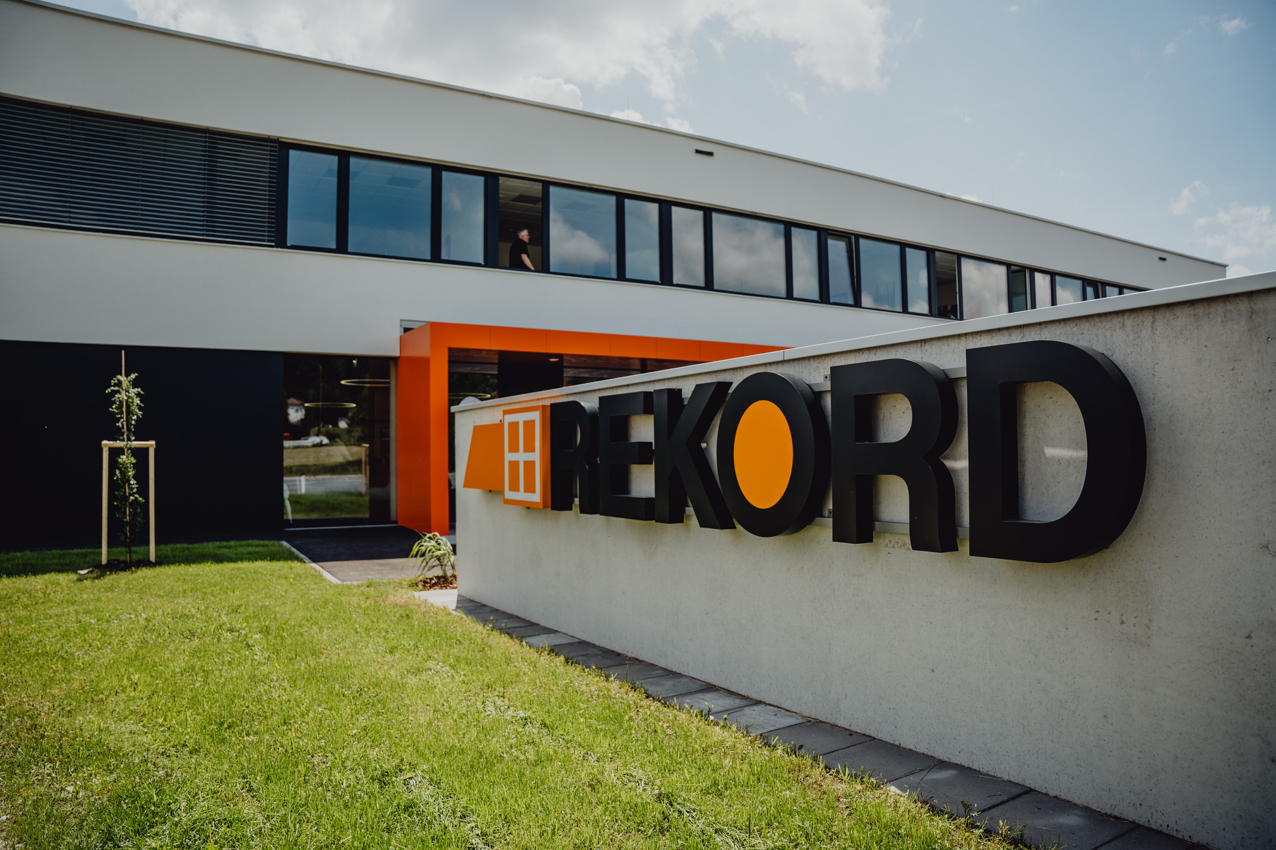 REKORD Fenster Lasberg